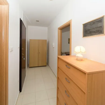 Breki Apartment *